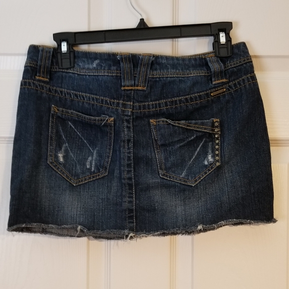 Hang Ten Raw Hem Distressed Mini Blue Jean Skirt  3 - Picture 3 of 7